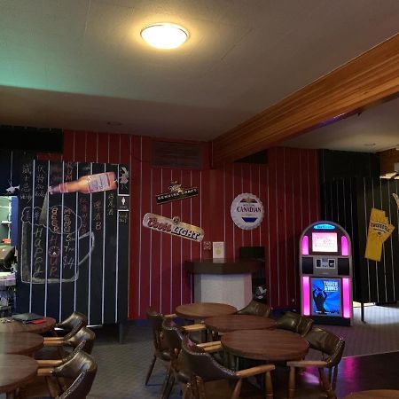 Manitou Motor Inn Exterior foto